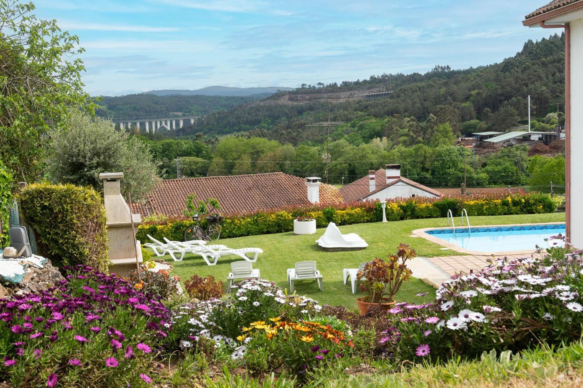 Casa Tarrio Con Piscina - Santiago De Compostela Villa Boqueixon Exterior foto